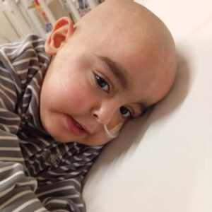 Max tiene 3 años, atravesó un trasplante de su mamá y volvió a terapia intensiva: la dura historia detrás de su lucha contra el cáncer imagen-1