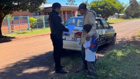 Hallaron a un niño de 8 años deambulando solo y desorientado en Santa Ana imagen-16