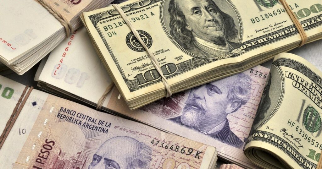 Dólar blue hoy: a cuánto cotiza este jueves 28 de mayo imagen-100