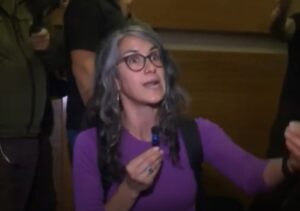 El fuerte cruce del fiscal del caso Agostina Vega con una periodista: “Puede ahorrarse el cinismo” El fuerte cruce del fiscal del caso Agostina Vega con una periodista: “Puede ahorrarse el cinismo” imagen-3