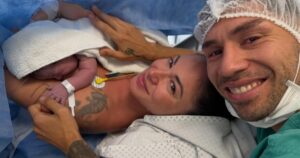 Montiel vive horas especiales en River: nació su segunda hija antes del cruce con San Lorenzo imagen-1