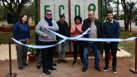 Inauguraron el tercer Ecopunto de Eldorado en la Plaza Horacio Quiroga del kilómetro 3 Inauguraron el tercer Ecopunto de Eldorado en la Plaza Horacio Quiroga del kilómetro 3 imagen-119
