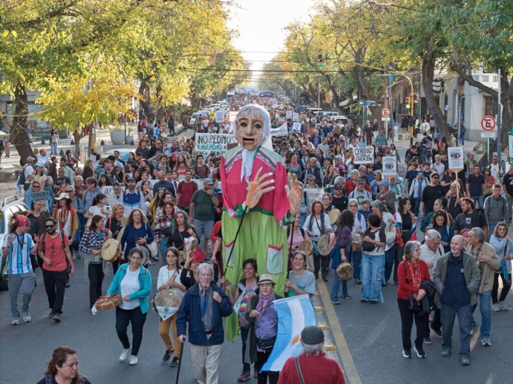 Marcha universitaria, en vivo: todo sobre la movilización a Plaza de Mayo hoy, martes 12 de mayo imagen-95