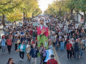 Marcha universitaria, en vivo: todo sobre la movilización a Plaza de Mayo hoy, martes 12 de mayo imagen-3