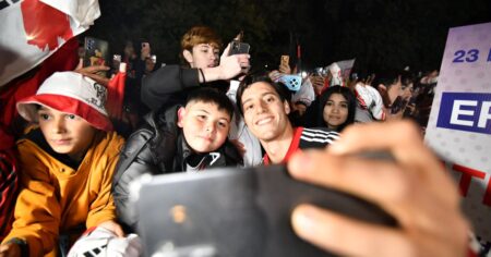 El inesperado elogio que recibió Santiago Beltrán: «Me mandó su camiseta» El inesperado elogio que recibió Santiago Beltrán: "Me mandó su camiseta" imagen-5