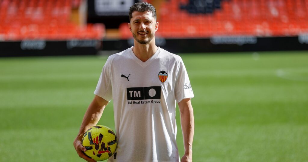 Mientras espera la lista de Scaloni, Guido Rodríguez: entre Valencia o Villarreal imagen-42