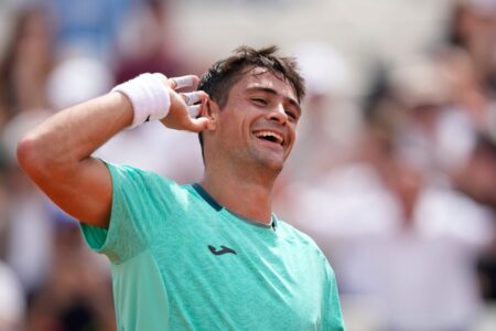 Navone venció a Auger-Aliassime, en la victoria más importante de su carrera, y está en la tercera ronda de Roma imagen-7