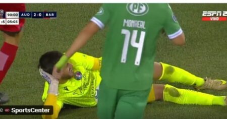 Video: el gesto del arquero de Audax que hizo calentar a Barracas en su eliminación de la Sudamericana imagen-11
