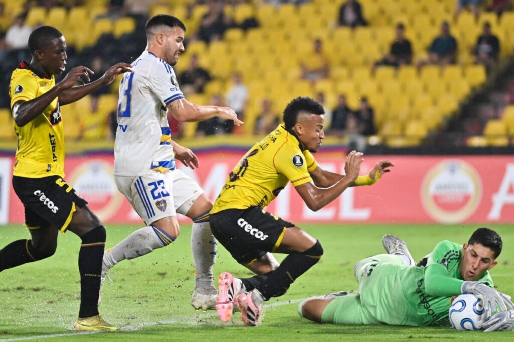 Boca invirtió mucho en Guayaquil y solo volvió con problemas: perdió a su arquero y complicó su futuro en la Libertadores imagen-5