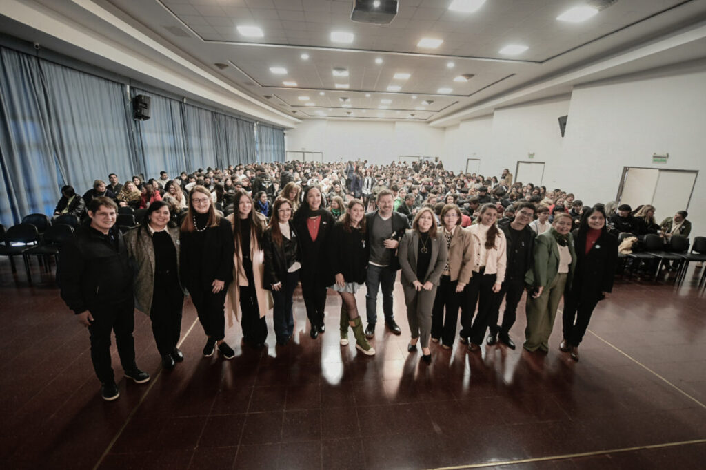 Más de 8 mil personas participaron del primer Congreso de Convivencia Escolar en Misiones imagen-4