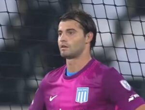 Santiago Sosa se vistió de arquero ante Botafogo tras la expulsión de Facundo Cambeses imagen-2
