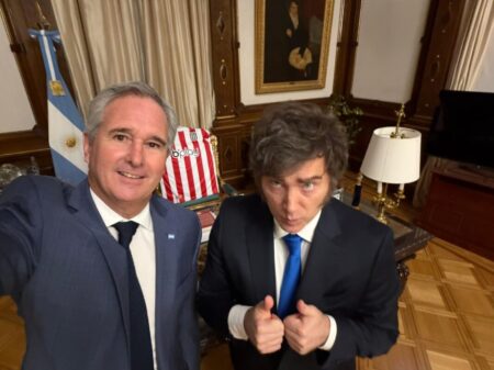 El Gobierno le respondió a Evo Morales tras su denuncia por el envío de policías y militares a Bolivia imagen-9