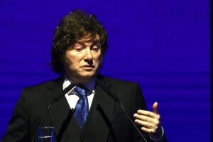 Javier Milei y sus medidas, en vivo: la defensa a Adorni y el viaje del Presidente a EE.UU. imagen-4