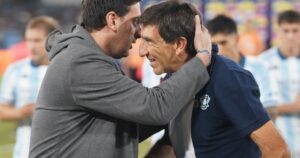 El mensaje de Diego Milito antes de jugar con Central: "Contra todos, pero..." imagen-3
