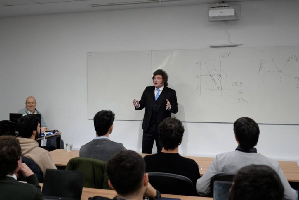 Javier Milei y sus medidas, en vivo: internas en el oficialismo y la oposición imagen-95