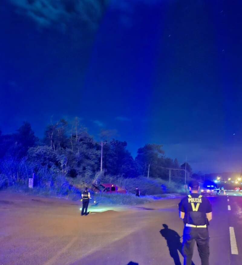 Terror en Puerto Rico: manejaba con 2,14 g/l de alcohol, despistó, volcó y hubo tres heridos imagen-5