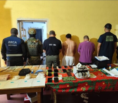 Megaoperativo con 15 allanamientos permitió capturar al líder de una red narco internacional en Posadas imagen-16