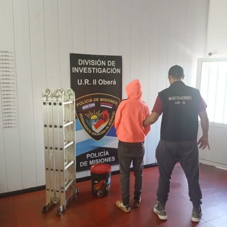 Oberá: detuvieron a un delincuente mientras comercializaba objetos robados imagen-71