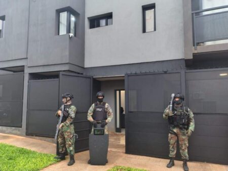 Golpe al narcotráfico: tras múltiples allanamientos en el país se desbarató una banda criminal transnacional con base operativa en Posadas imagen-5