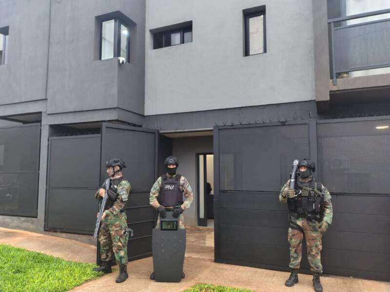Golpe al narcotráfico: tras múltiples allanamientos en el país se desbarató una banda criminal transnacional con base operativa en Posadas imagen-5