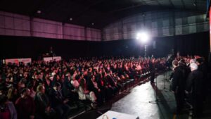 «Hay esperanza en la educación pública, es por ahí», destacó el Gobernador en el acto de colación de 141 egresados de Arte y Diseño, de Oberá imagen-1
