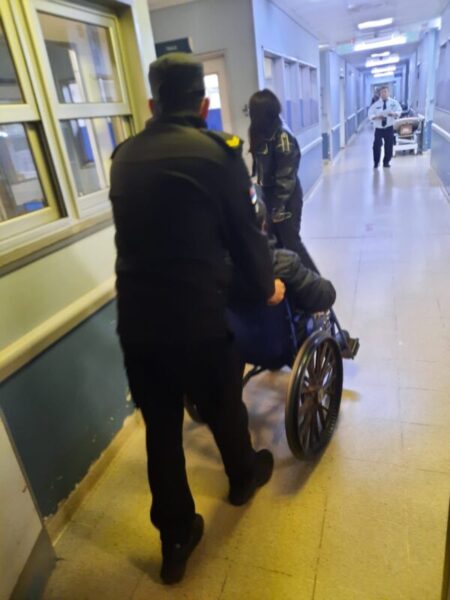 Policías asistieron de urgencia a una embarazada de riesgo en Oberá imagen-69