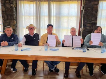 Intendentes de 67 municipios reivindicaron al gobernador Passalacqua como «máxima autoridad política del Estado y articulador estratégico» imagen-24