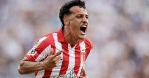 El 10 de Estudiantes, internado: regresó de Cusco con un cuadro viral y no estará frente a Racing imagen-2