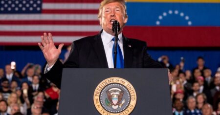 ¿Puede Venezuela convertirse en el estado 51 de EE.UU.? De la "consideración" de Donald Trump al complejo "paso a paso" para lograrlo imagen-24