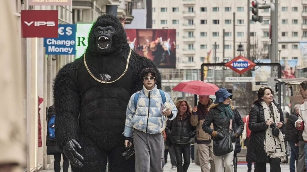 5 meses después de estrenarse en cines, llega a Prime Video el retorno más inesperado de un fenómeno inimitable imagen-4