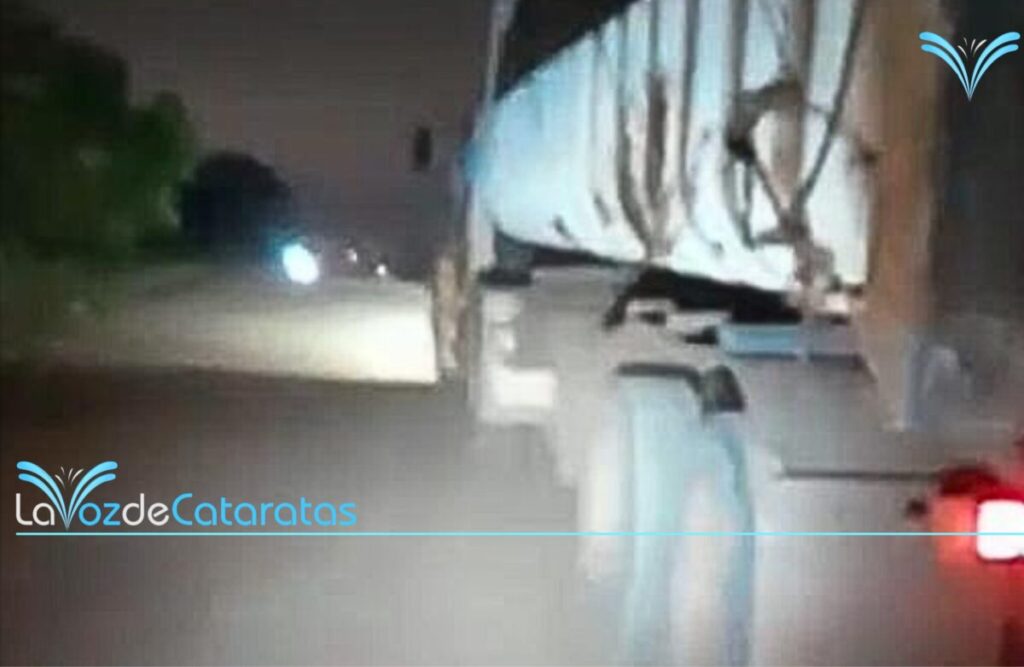 Fatal accidente de tránsito: una motociclista murió tras ser embestida por un camión imagen-5