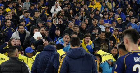 La Bombonera habló: «Que se vayan todos» y «la Comisión…» La Bombonera habló: "Que se vayan todos" y "la Comisión..." imagen-15