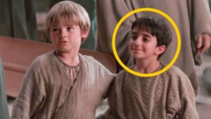 Hace 27 años, este personaje era el mejor amigo de Anakin Skywalker en 'Star Wars: Episodio I', pero lo abandonó sin contemplaciones imagen-112