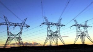 El Gobierno privatizó la mayor transportadora eléctrica del país por US$356 millones imagen-2