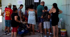 Europa: una quinta parte de los niños vive en riesgo de pobreza o exclusión social y la tasa apenas mejora en una década imagen-3