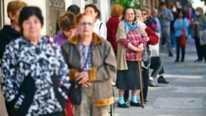 Crisis previsional: advierten que casi 5 millones de jubilados cobran haberes insuficientes y sufren un grave deterioro en su calidad de vida imagen-7