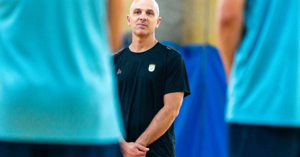 Polla, entrenador de la U18 de básquet: "Esperamos un torneo durísimo con rivales de alto nivel" imagen-4