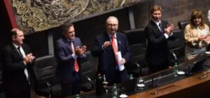 Passalacqua abrió el período legislativo en un tono moderado, enfocado en la gestión, el equilibrio fiscal y el contexto económico nacional. imagen-66