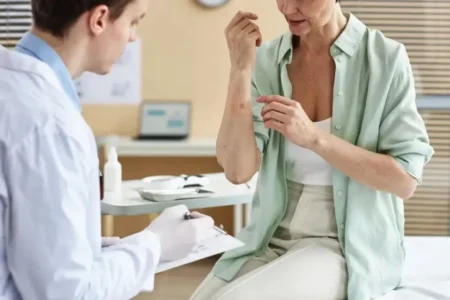 El Hospital Madariaga organiza una jornada científica sobre psoriasis con un especialista de referencia nacional imagen-14