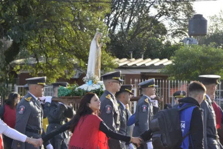 Posadas celebró con fe la peregrinación a la Virgen de Fátima imagen-13