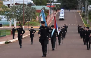 Con el llamado a revalorizar el servicio se celebró el nuevo aniversario de la Policía imagen-2
