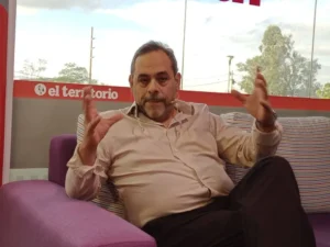 Consultor habla de atraer inversiones y el fin del mito de fugas de empresas imagen-1