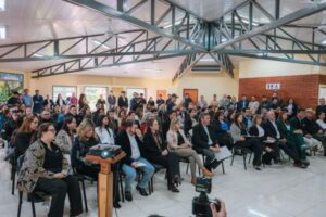 Macias destacó en Eldorado el trabajo conjunto entre la Legislatura y el municipio para fortalecer el orden jurídico local imagen-1