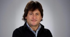 Manuel Pérez Alonso, biólogo: «Solo con reducir el estrés, si dejáramos de fumar y siguiéramos una dieta sana, ya supondría un gran avance en la longevidad» Manuel Pérez Alonso, biólogo: "Solo con reducir el estrés, si dejáramos de fumar y siguiéramos una dieta sana, ya supondría un gran avance en la longevidad" imagen-4