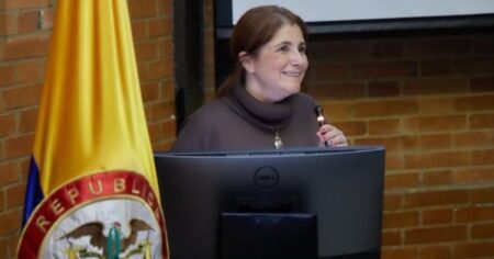 Una defensora del pueblo de Colombia denunció la inclusión de Sebastián Villa dentro de la prelista de Lorenzo para el Mundial imagen-20