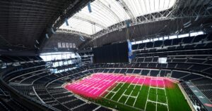 Pasto (natural) para las fieras: Dallas, sede de dos partidos de la Selección Argentina en el Mundial, presentó las modificaciones en su estadio imagen-3
