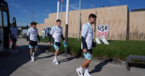 Los dos jugadores de la Selección que dejaron la concentración en Kansas imagen-1