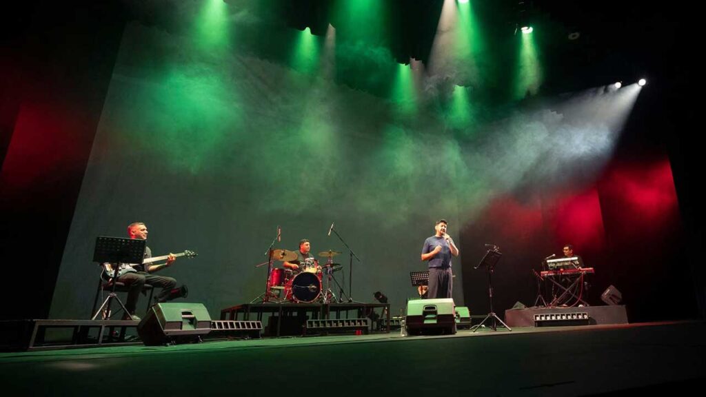Spinetta vuelve a sonar en Jardín América imagen-5
