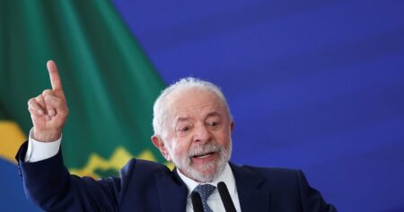 Lula da Silva rompe el empate técnico y supera a Flávio Bolsonaro en una eventual segunda vuelta electoral en Brasil imagen-6