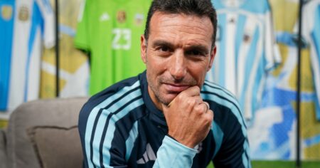 Lionel Scaloni, exclusivo con Olé: "Heredé un poco de mi viejo no tenerle miedo a nada" imagen-10